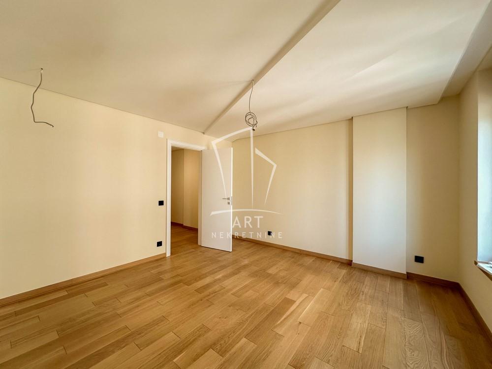 Slika 7 - Stojana Protića, Trosoban stan na prodaju, 145m2, 815.000€