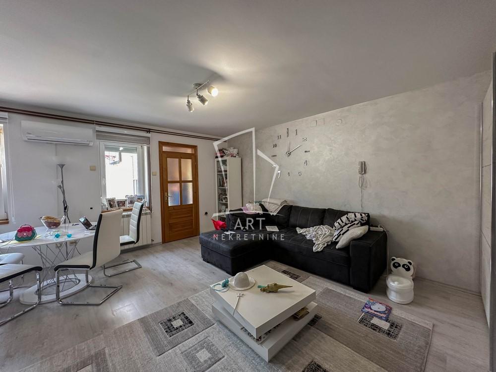 Slika 2 - Prizrenska,  Kuća na prodaju, 203m2, 510.000€