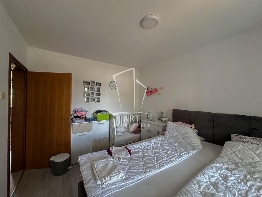 Slika 8 - Prizrenska,  Kuća na prodaju, 203m2, 510.000€