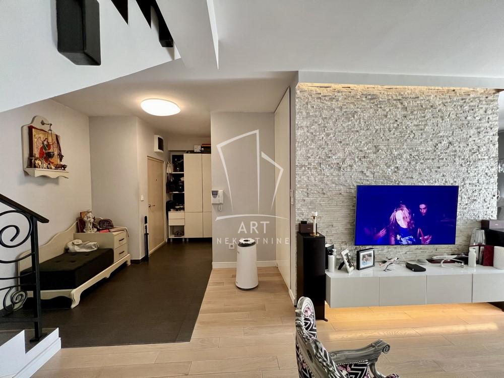 Slika 2 - Vojvode Stepe, Četvorosoban stan na prodaju, 110m2, 400.000€