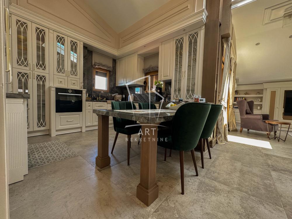 Slika 5 - Mehmeda Sokolovića, Četvorosoban stan na prodaju, 160m2, 600.000€