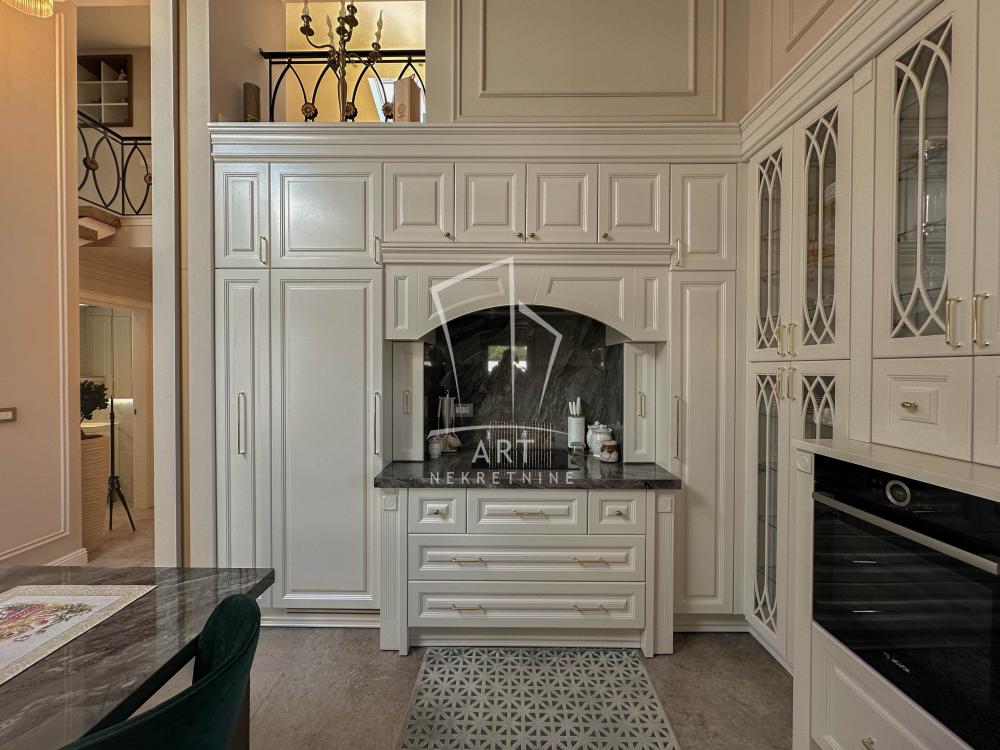 Slika 6 - Mehmeda Sokolovića, Četvorosoban stan na prodaju, 160m2, 600.000€