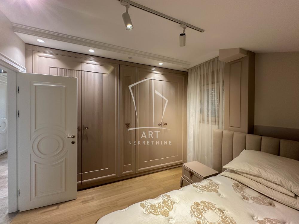 Slika 11 - Mehmeda Sokolovića, Četvorosoban stan na prodaju, 160m2, 600.000€