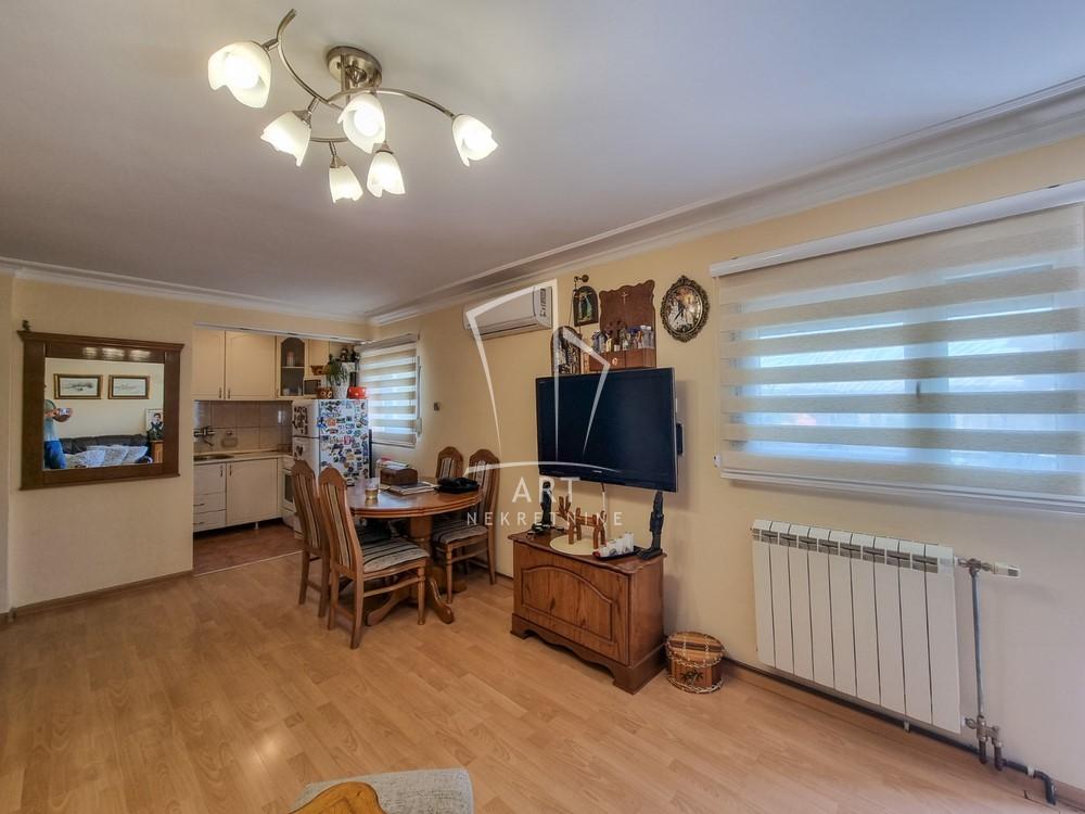 Slika 4 - Koriška,  Kuća na prodaju, 222m2, 269.000€