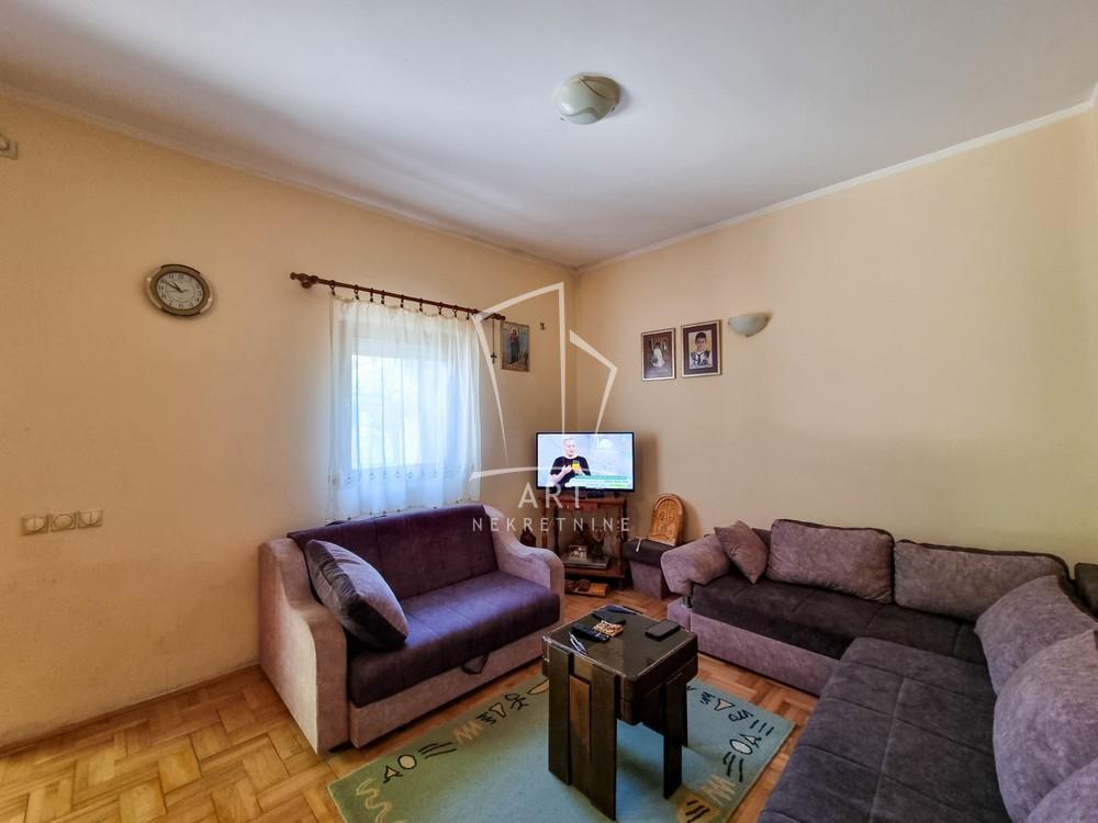 Slika 6 - Koriška,  Kuća na prodaju, 222m2, 269.000€