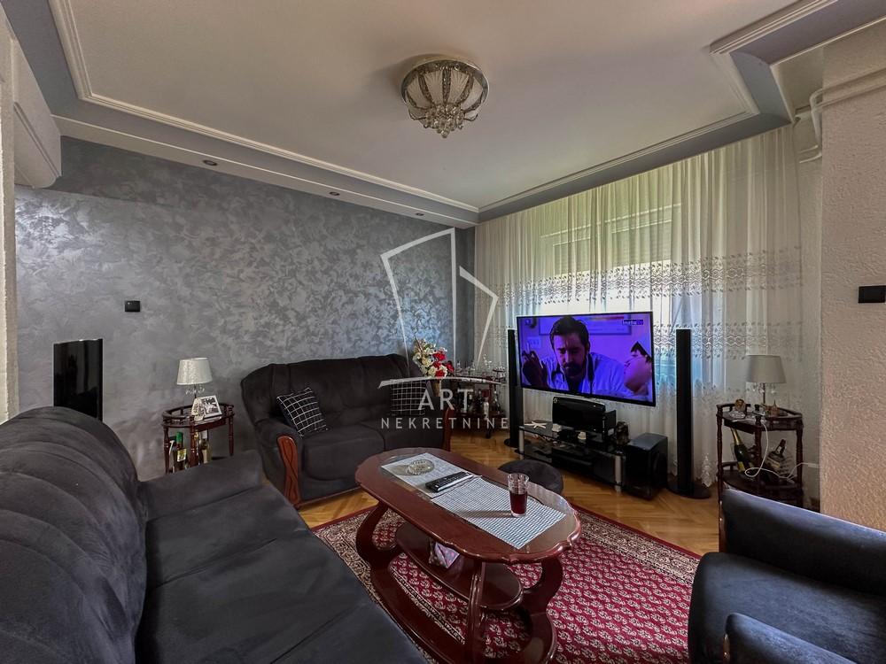 Slika 1 - Generala Aračića, Trosoban stan na prodaju, 77m2, 240.000€