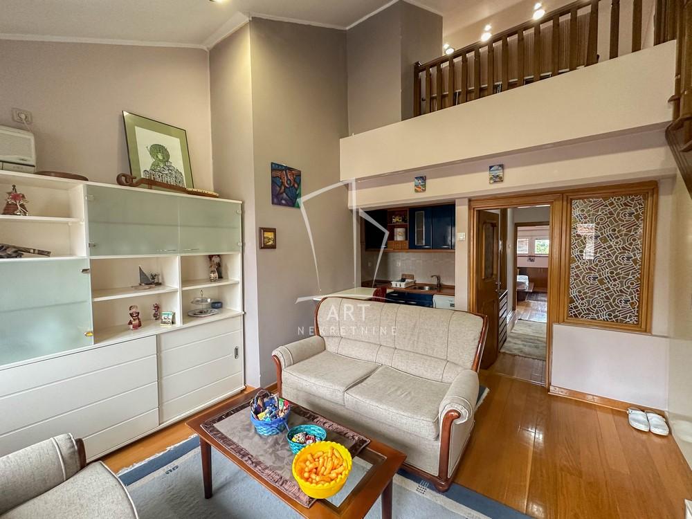 Slika 11 - Milovana Jankovića,  Kuća na prodaju, 250m2, 530.000€