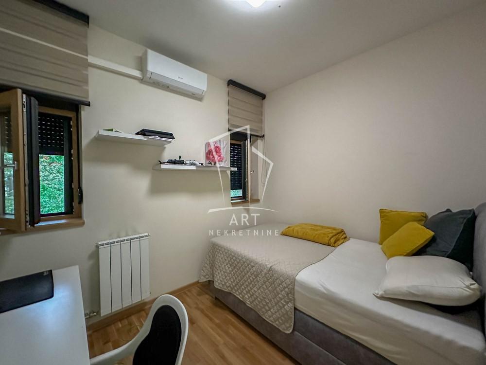 Slika 8 - Slavka Ćuruvije, Četvorosoban stan na prodaju, 129m2, 480.000€