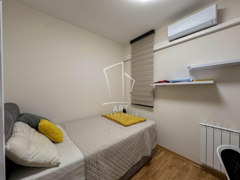 Slika 7 - Slavka Ćuruvije, Četvorosoban stan na prodaju, 129m2, 480.000€