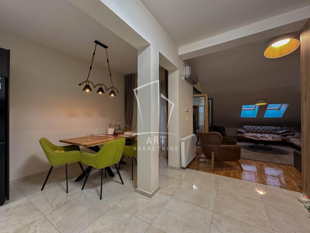 Slika 2 - Slavka Ćuruvije, Četvorosoban stan na prodaju, 129m2, 480.000€