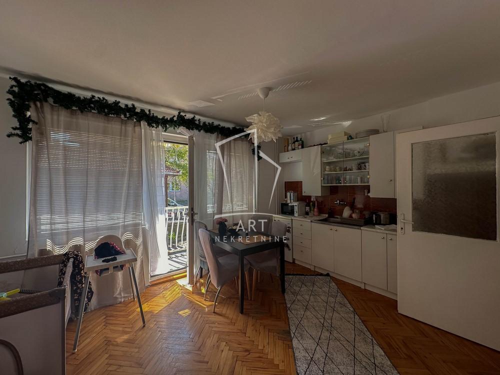 Slika 6 - Veljka Dugoševića,  Kuća na prodaju, 180m2, 340.000€