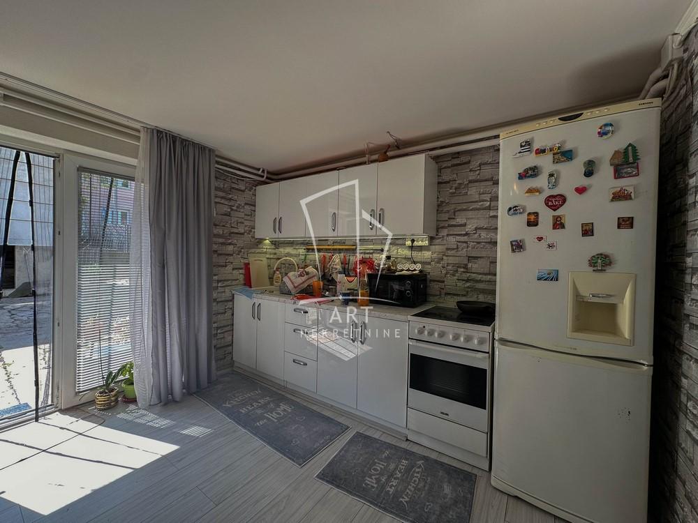 Slika 3 - Veljka Dugoševića,  Kuća na prodaju, 180m2, 340.000€