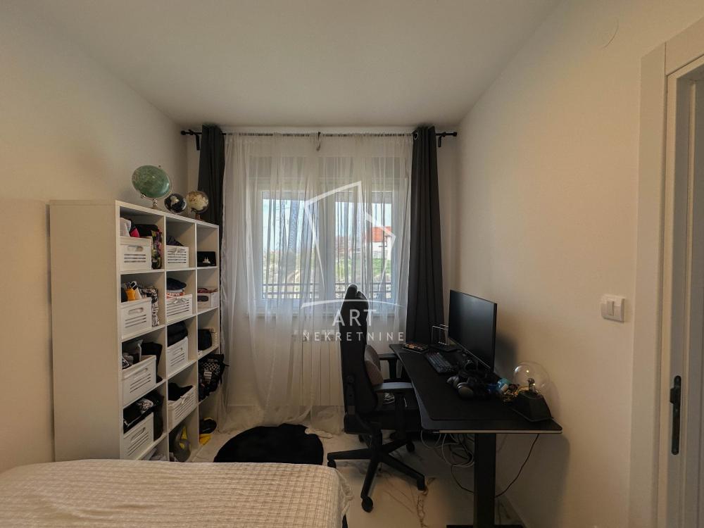 Slika 1 - Milovana Vidakovića, Dvoiposoban stan na prodaju, 50m2, 187.000€