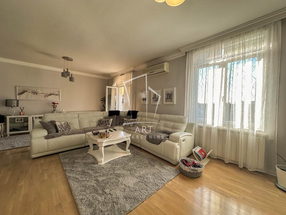 Glavna slika -Kralja Milana, Petosoban stan na prodaju, 173m2, 530.000€