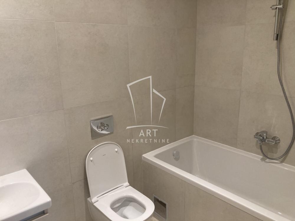 Slika 4 - Bulevar Vudroa Vilsona, Trosoban stan na prodaju, 88m2, 594.000€