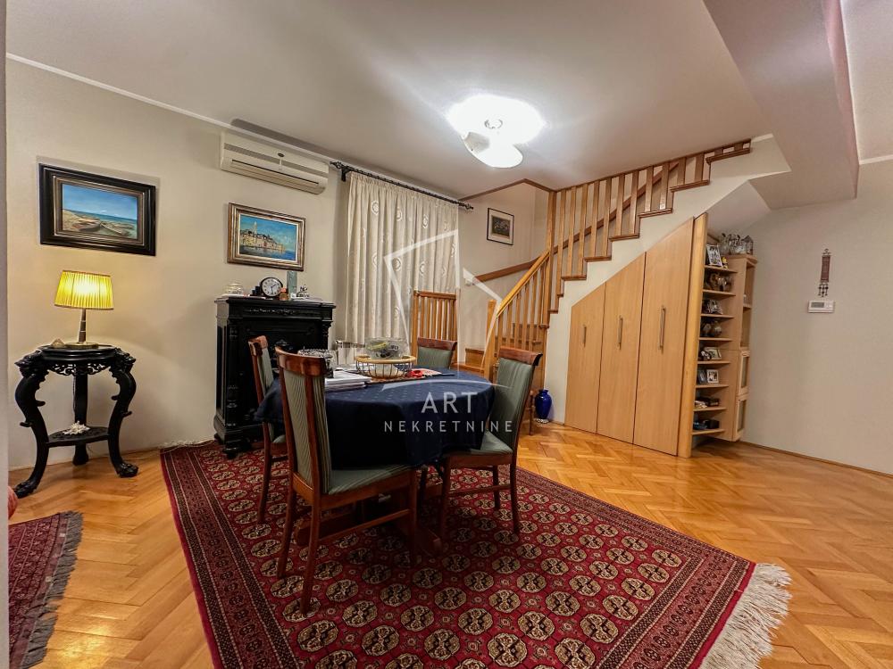 Slika 2 - Mladenovačka, Petosoban stan na prodaju, 140m2, 320.000€