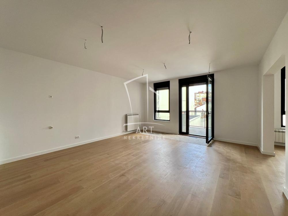 Slika 1 - Bulevar oslobođenja, Petosoban stan na prodaju, 177m2, 795.000€