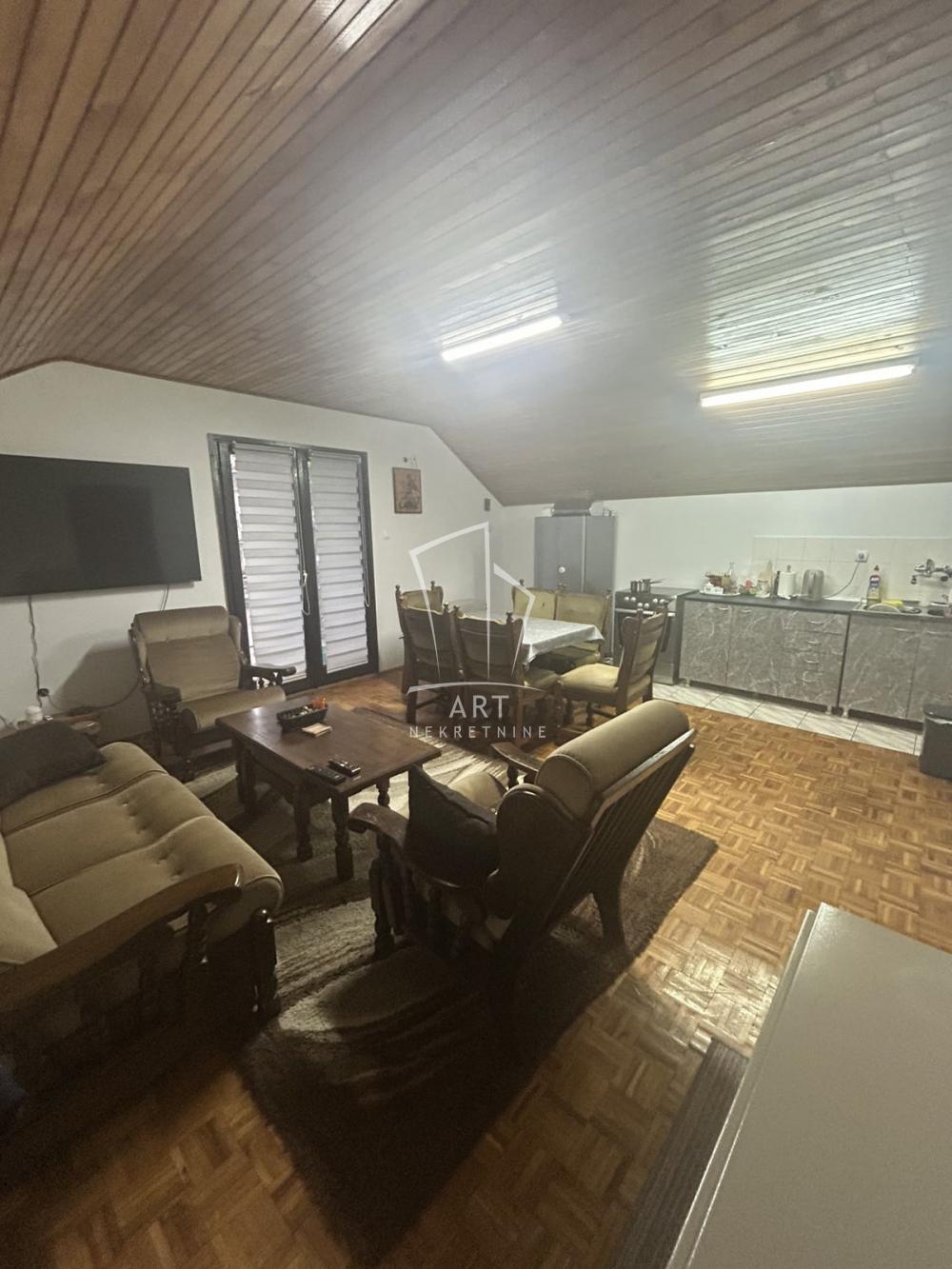 Glavna slika -Petefijeva,  Kuća na prodaju, 136m2, 219.000€