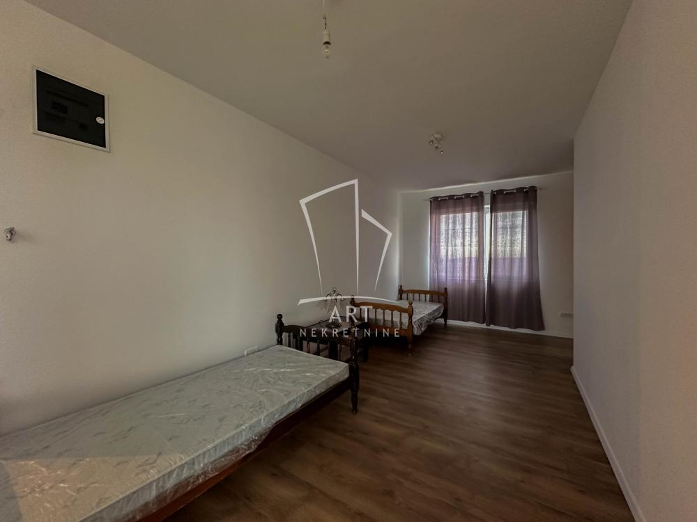 Slika 8 -  Kuća na prodaju, 473m2, 288.000€