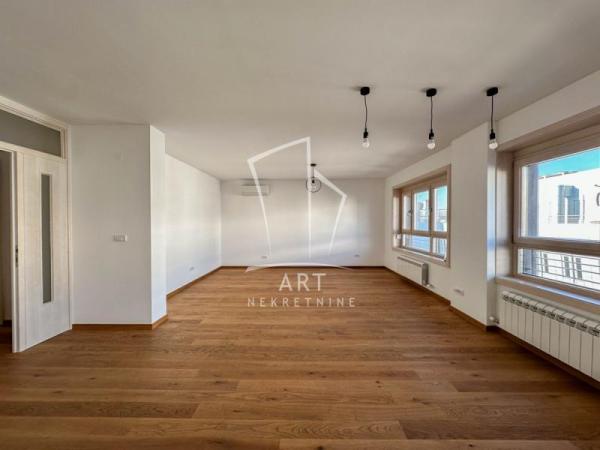 Slika 3 - Kneginje Zorke, Petosoban stan na prodaju, 128m2, 623.000€