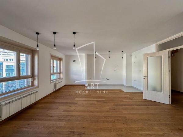 Glavna slika -Kneginje Zorke, Petosoban stan na prodaju, 128m2, 623.000€