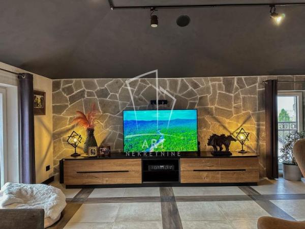 Slika 2 - Dragoslava Petrovića, Četvorosoban stan na prodaju, 284m2, 520.000€