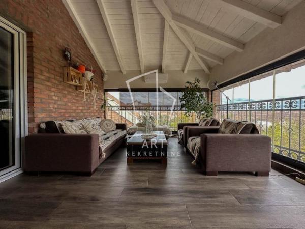 Slika 7 - Dragoslava Petrovića, Četvorosoban stan na prodaju, 284m2, 520.000€