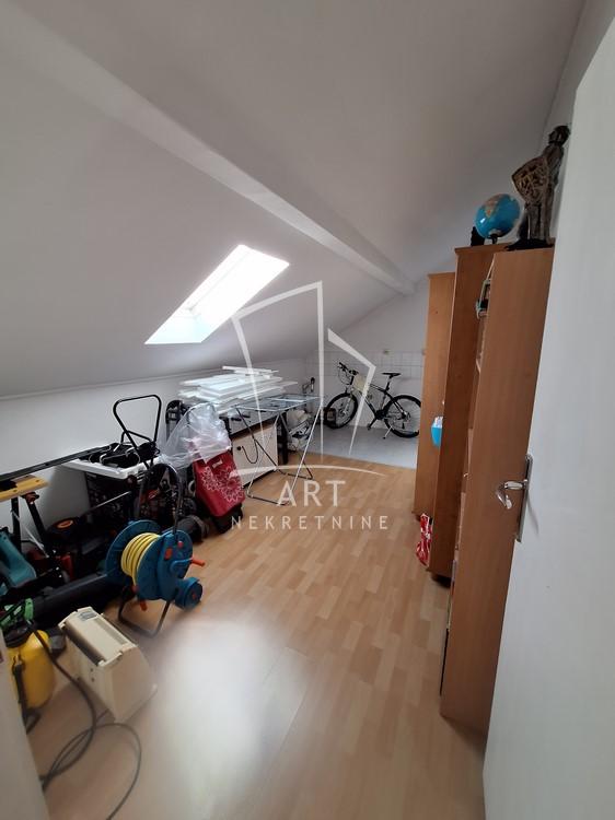 Slika 6 - Branka Žeželja, Kuća na prodaju, 215m2, 159.000€