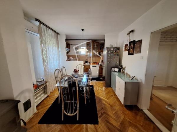 Slika 8 - Branka Žeželja, Kuća na prodaju, 215m2, 159.000€