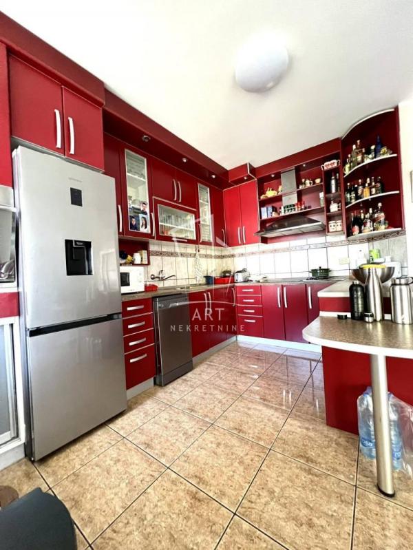 Slika 5 - Miljakovačke livade,  Kuća na prodaju, 382m2, 600.000€