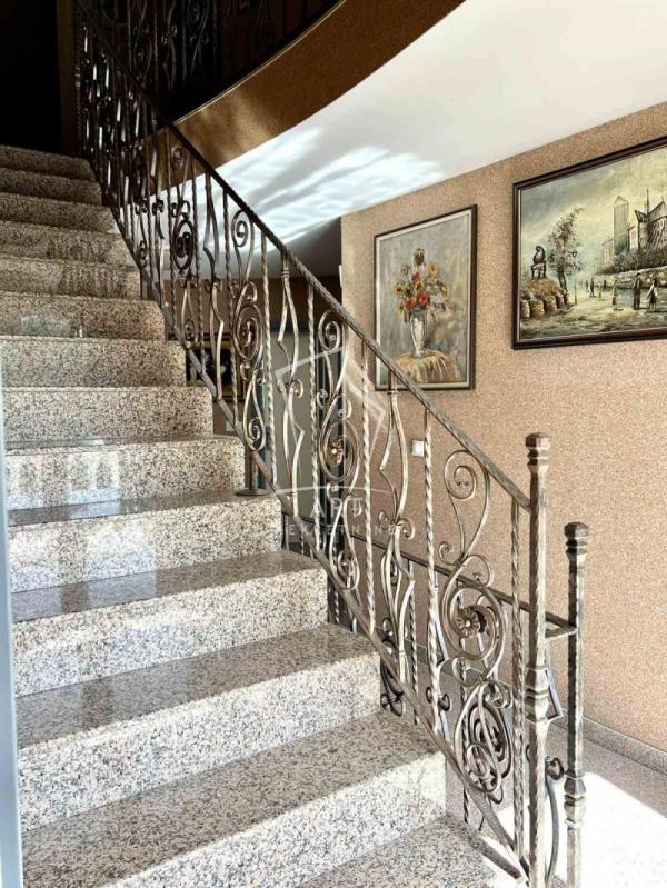 Slika 7 - Miljakovačke livade,  Kuća na prodaju, 382m2, 600.000€