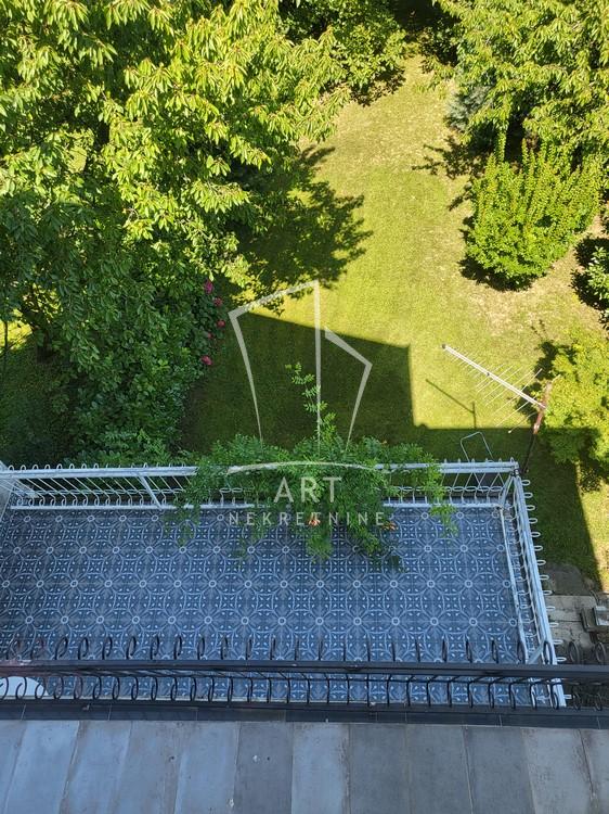 Slika 10 - Beogradska,  Kuća na prodaju, 320m2, 197.000€