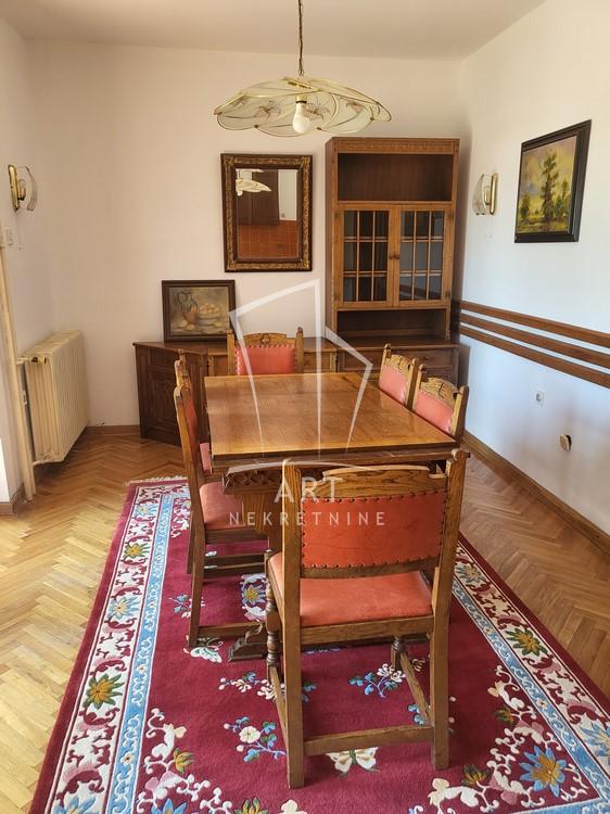 Slika 3 - Beogradska,  Kuća na prodaju, 320m2, 197.000€