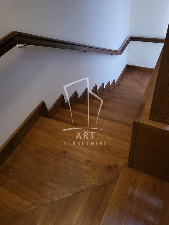 Slika 5 - Beogradska,  Kuća na prodaju, 320m2, 197.000€