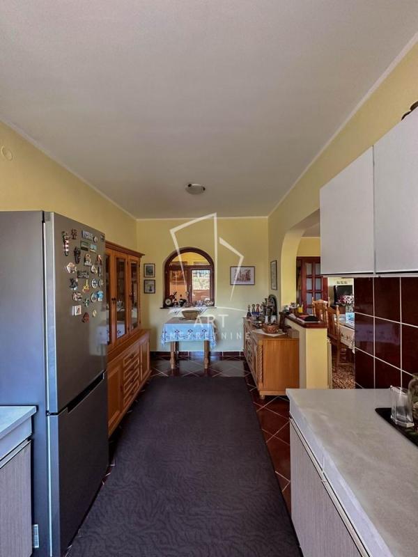 Slika 5 - Marije Mirčetić,  Kuća na prodaju, 650m2, 1.180.000€