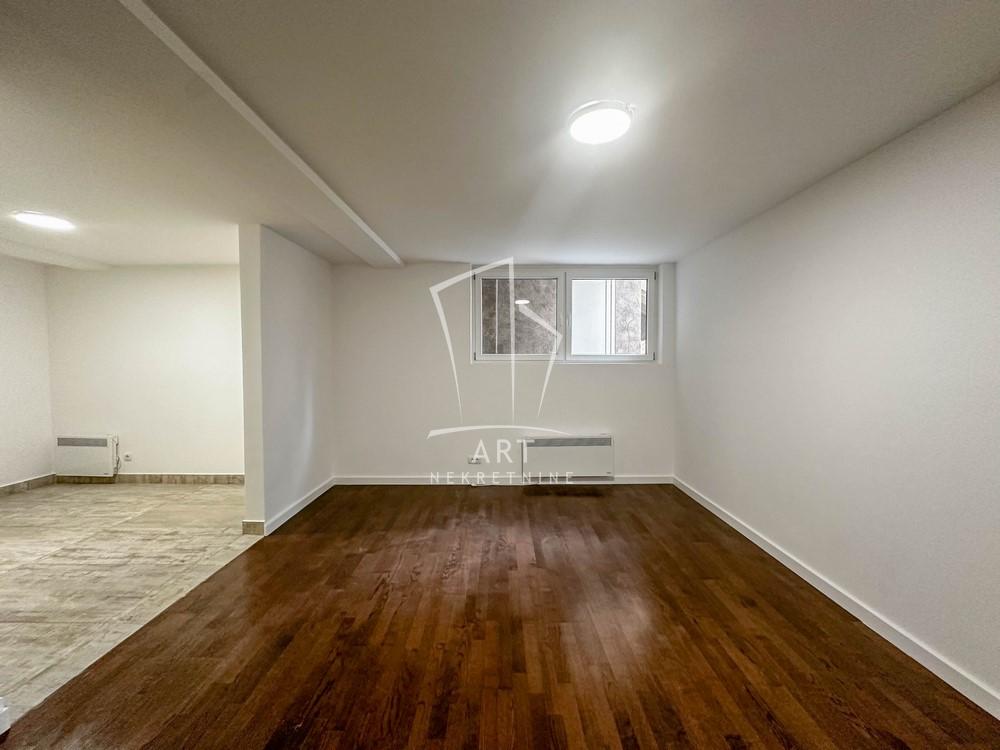 Slika 1 - Dimitrija Koturovića, Trosoban stan na prodaju, 85m2, 144.500€