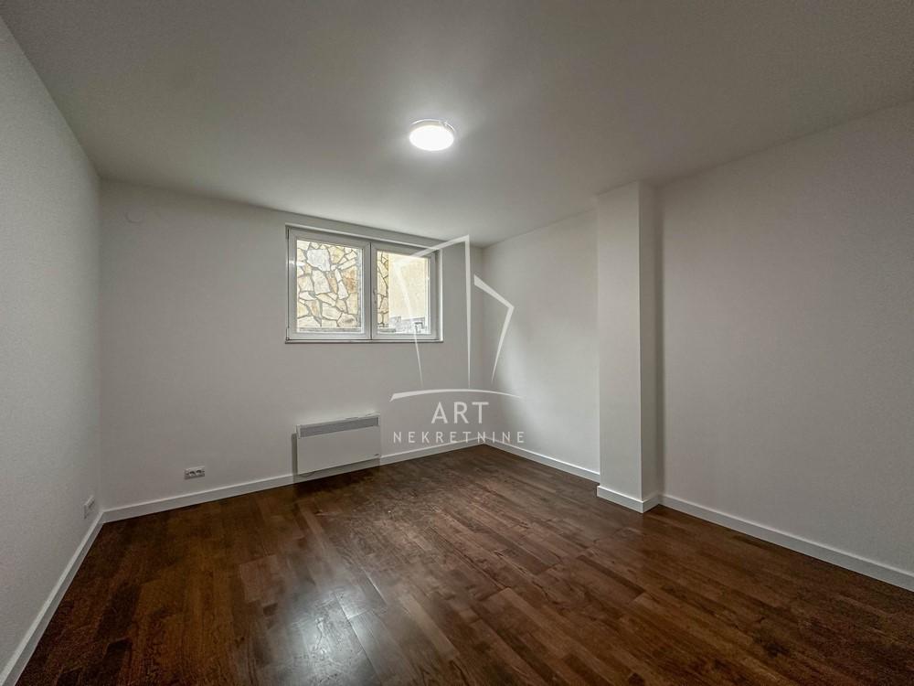 Slika 8 - Dimitrija Koturovića, Trosoban stan na prodaju, 85m2, 144.500€
