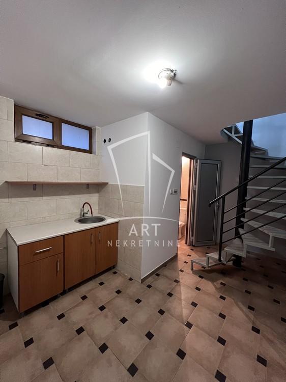 Slika 4 - Glamočka,  Lokal za izdavanje, 45m2, 600€