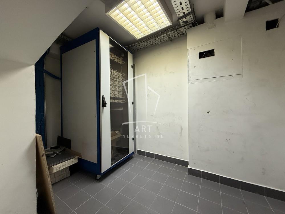 Slika 11 - Koče Popovića,  Lokal na prodaju, 225m2, 650.000€