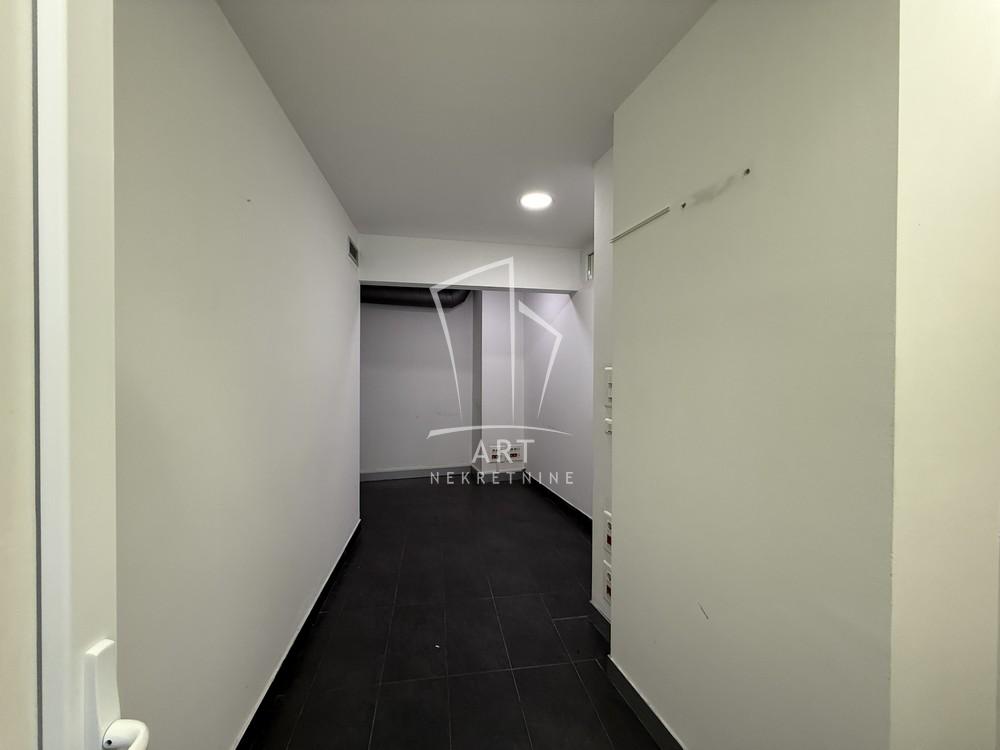 Slika 4 - Koče Popovića,  Lokal za izdavanje, 225m2, 3.300€