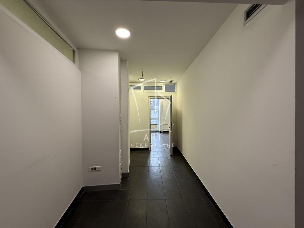 Slika 7 - Koče Popovića,  Lokal za izdavanje, 225m2, 3.300€