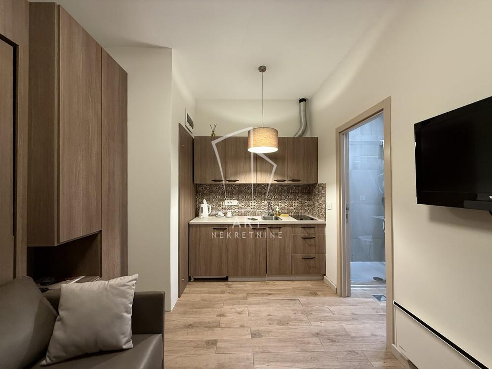 Slika 10 - Kneza Miloša,  Lokal na prodaju, 220m2, 950.000€