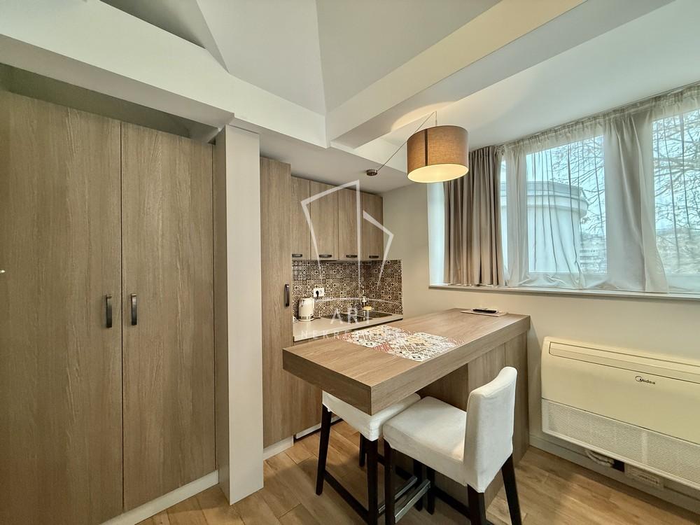 Slika 3 - Kneza Miloša,  Lokal na prodaju, 220m2, 950.000€