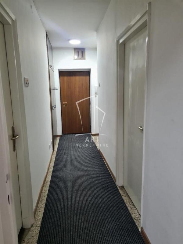 Slika 4 - Gavrila Principa,  Lokal za izdavanje, 58m2, 600€