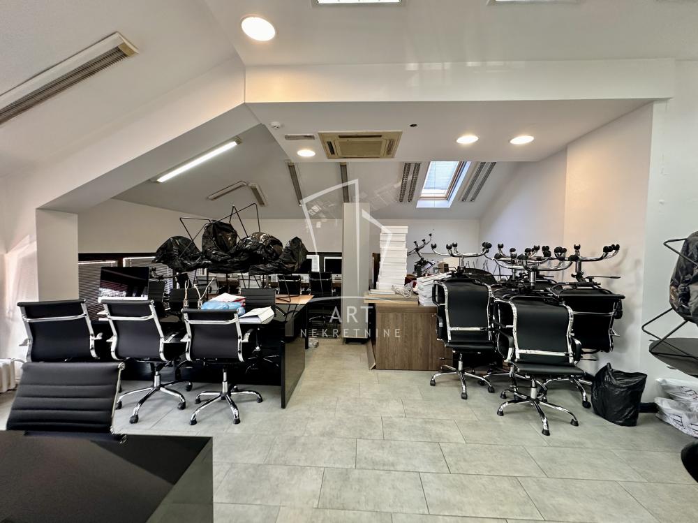 Slika 5 - Partizanske avijacije,  Lokal na prodaju, 82m2, 205.000€