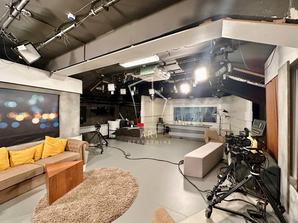 Slika 2 - Partizanske avijacije,  Lokal na prodaju, 187m2, 510.000€