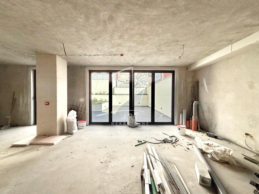 Slika 7 - Ozrenska,  Lokal na prodaju, 256m2, 842.285€