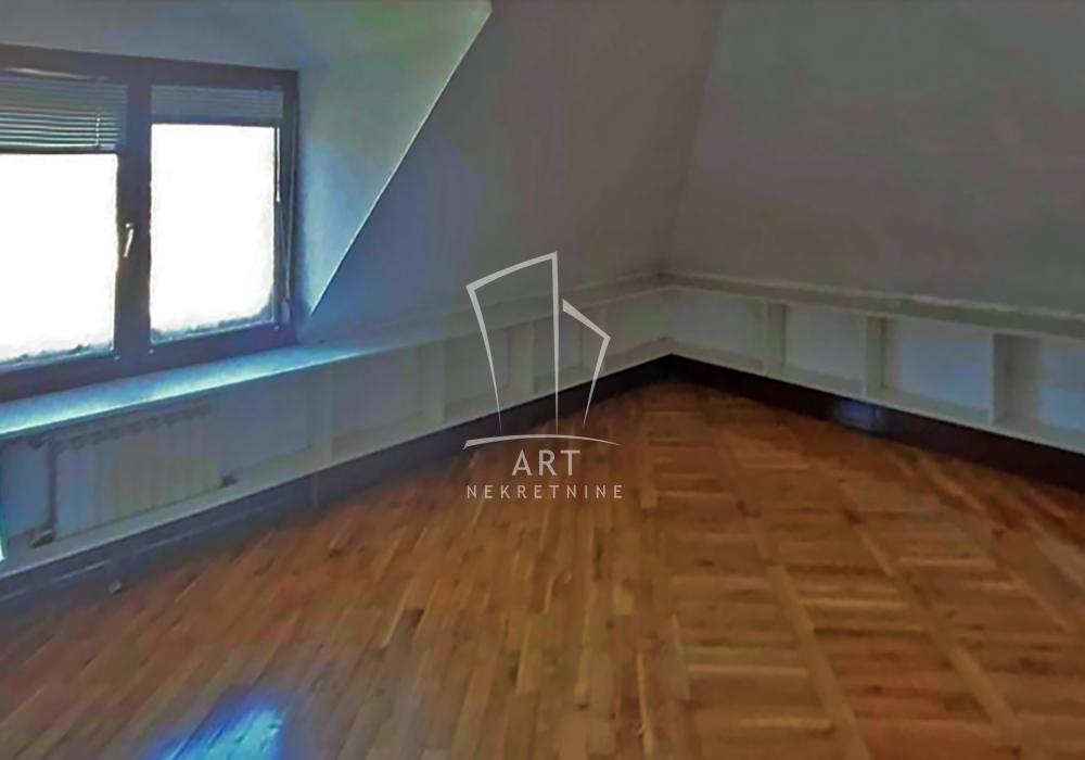 Slika 1 - Braće Grim,  Lokal za izdavanje, 126m2, 690€