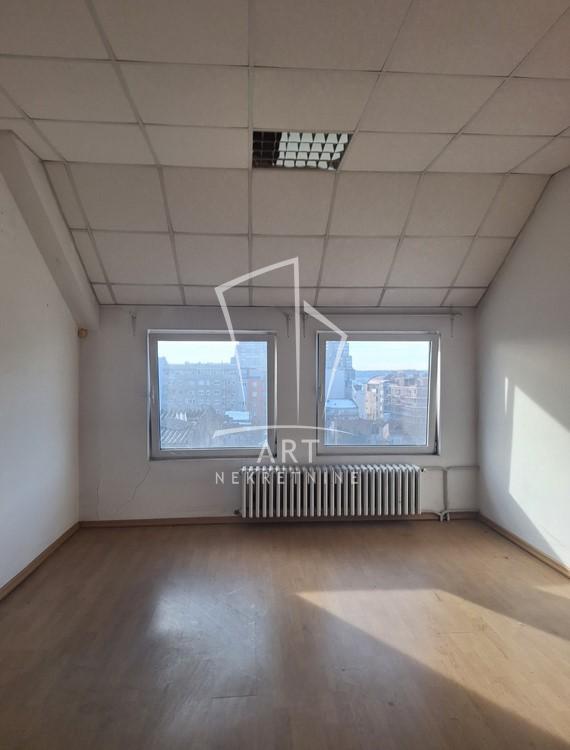 Slika 8 - Bulevar Kralja Aleksandra,  Lokal za izdavanje, 350m2, 2.520€