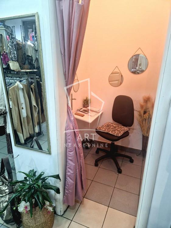 Slika 2 - Beogradska,  Lokal za izdavanje, 30m2, 900€